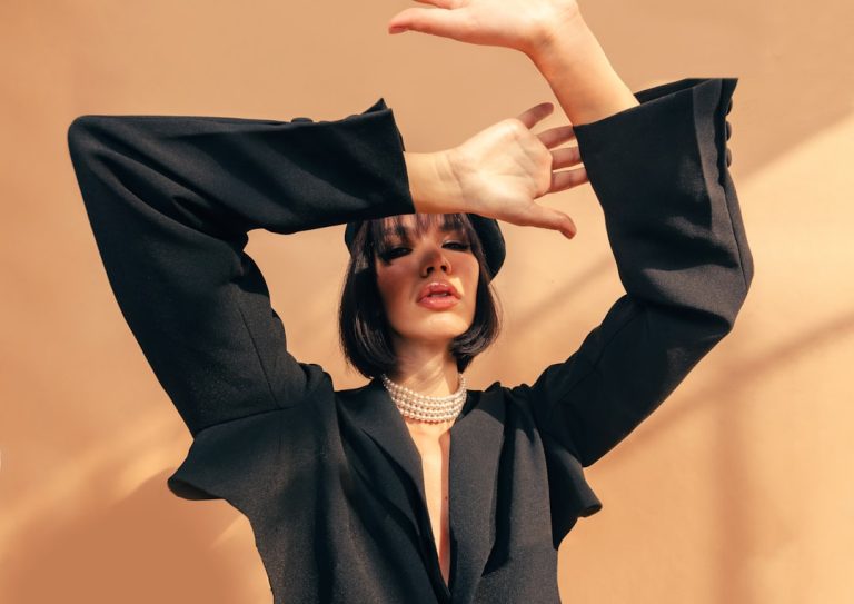 リサイクルファッション：持続可能性とスタイルの融合